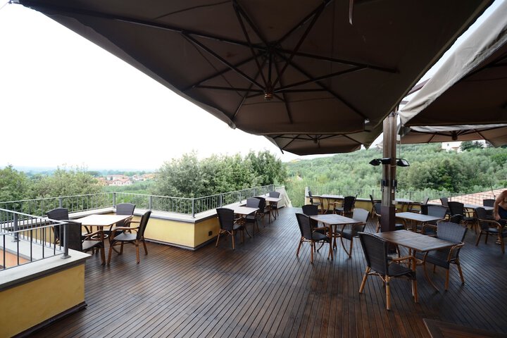 Terrace/Patio 24 of 28
