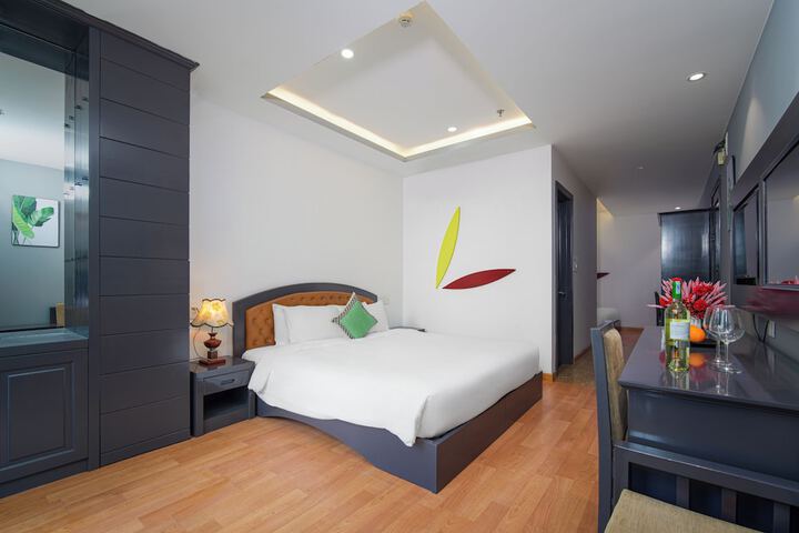 Room 15 of 89