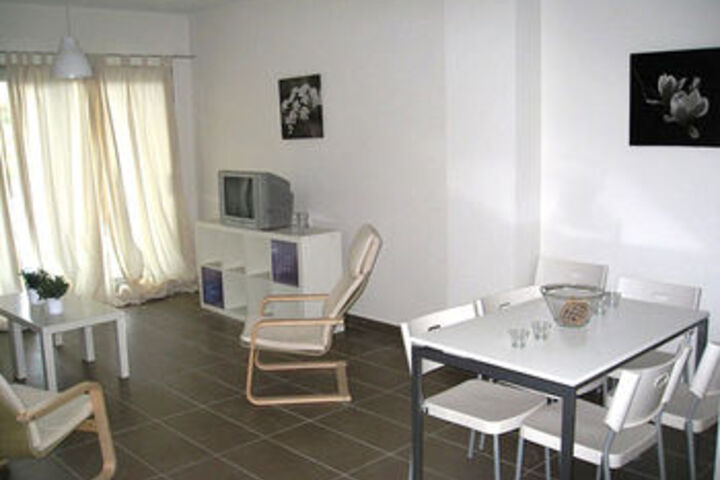 Room 14 of 18
