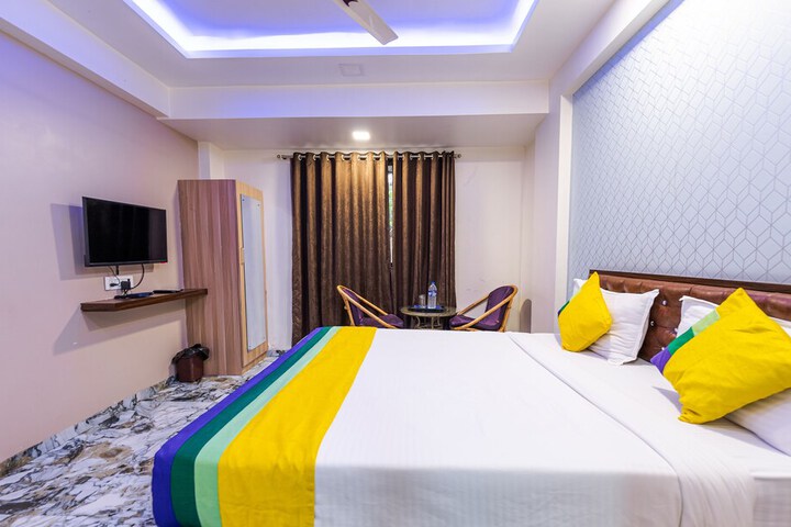 Room 21 of 32
