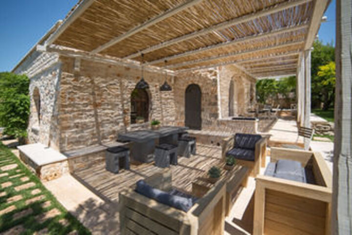 Terrace/Patio 33 of 35
