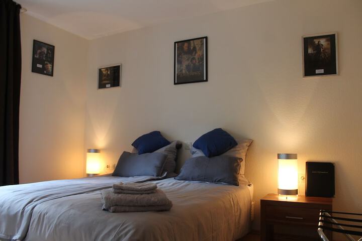 Room 15 of 27