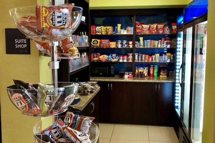 Snack bar