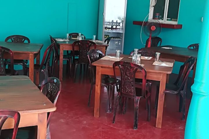 Dining 6 of 28