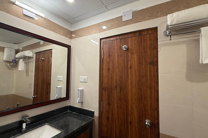 Room 18 of 22