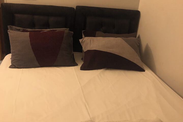Room 43 of 137