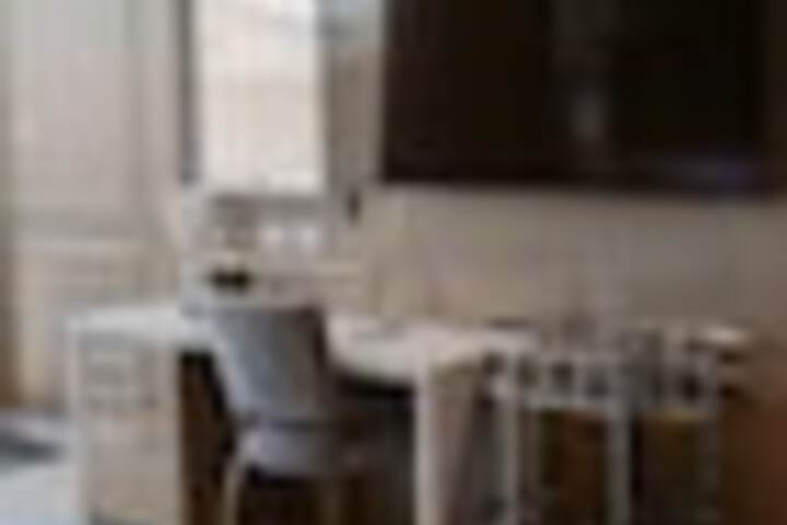 Room 32 of 216