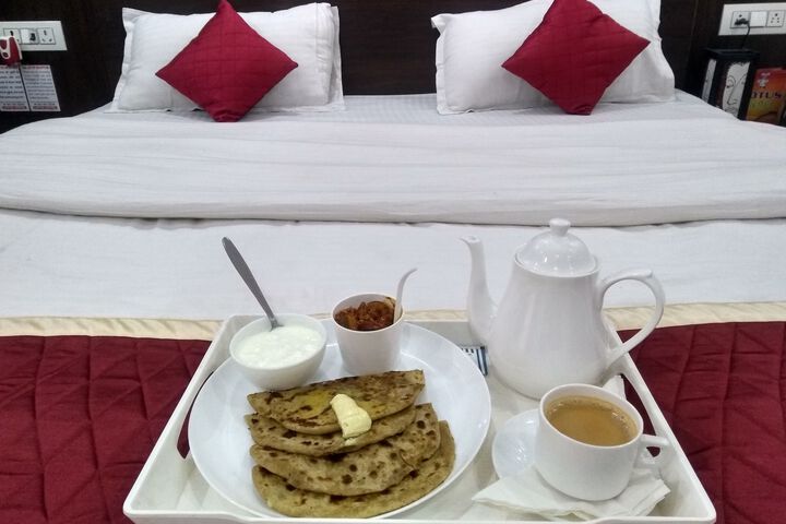Breakfast/Coffee Service 5 of 32