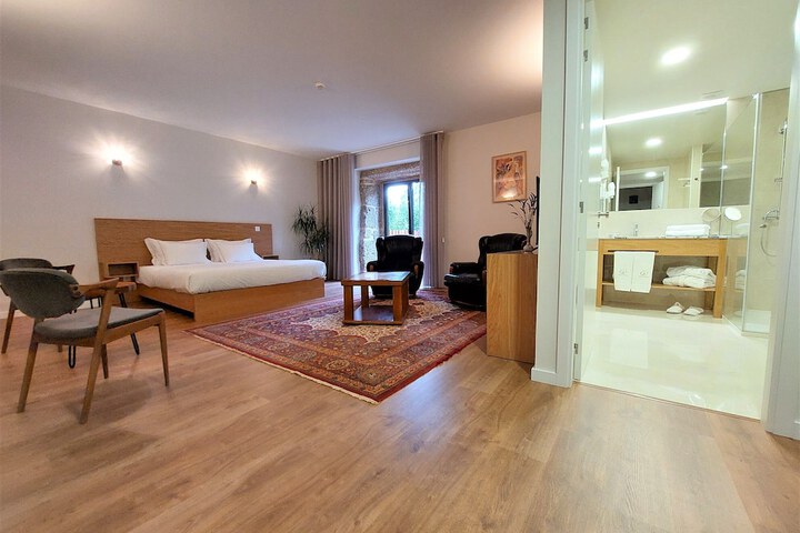 Room 12 of 53