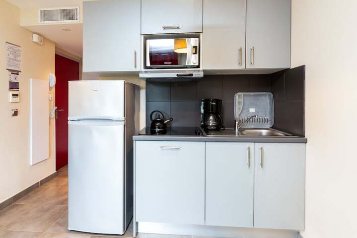 Private kitchenette
