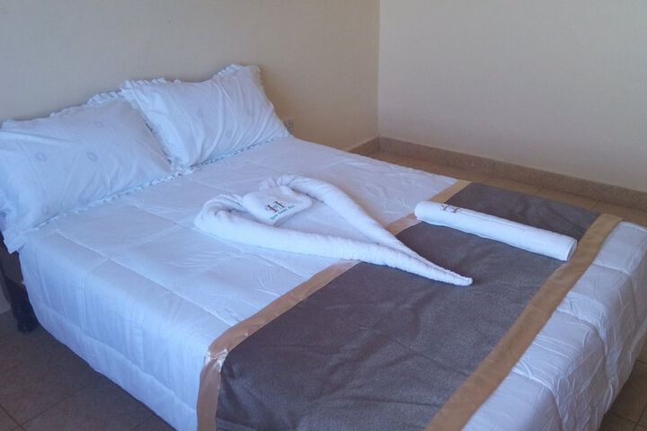 Room 8 of 24