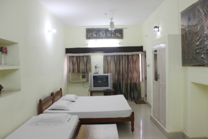 Dhillon House