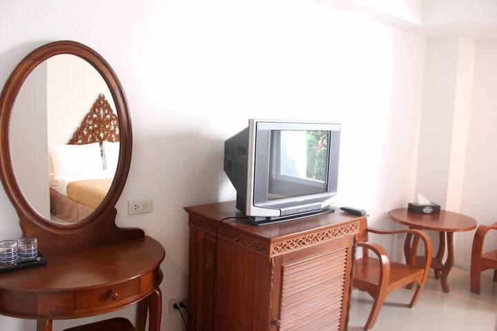 Room 5 of 44
