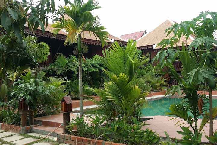 Hotel Pool