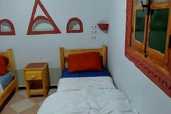 Room 7 of 13