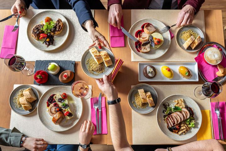 Dining 96 of 138