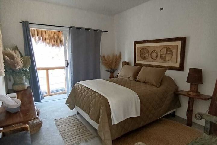Room 18 of 38