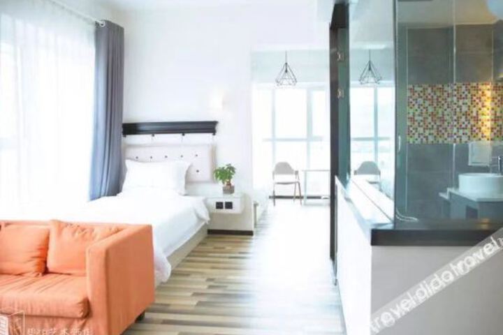 Hotel Interior 22 of 42