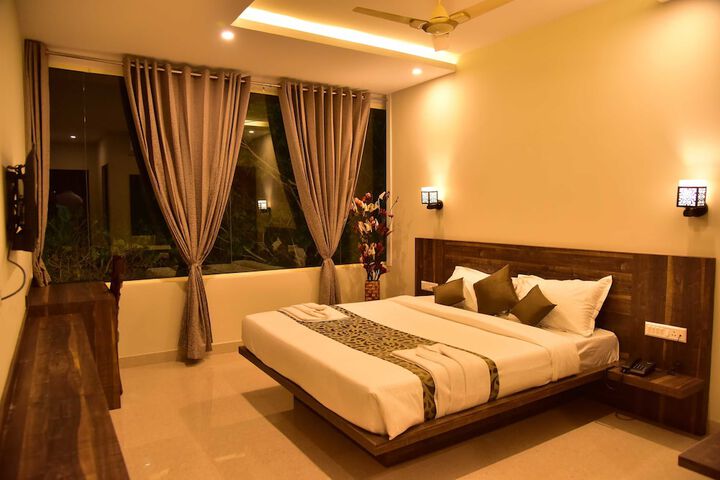 Room 5 of 21