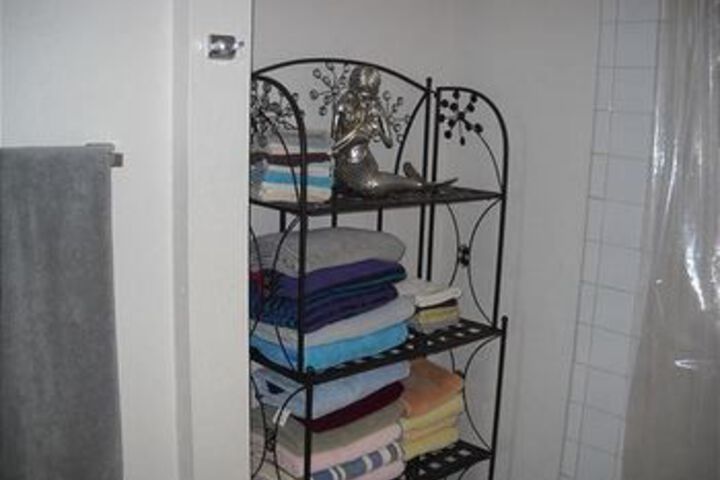 Room 105 of 165