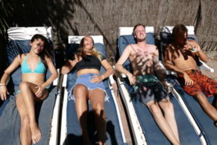 Hotel Exterior 5 of 33