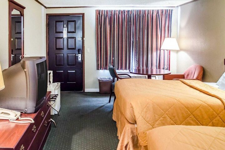 2 Double Beds Accessible Room (3 of 18)