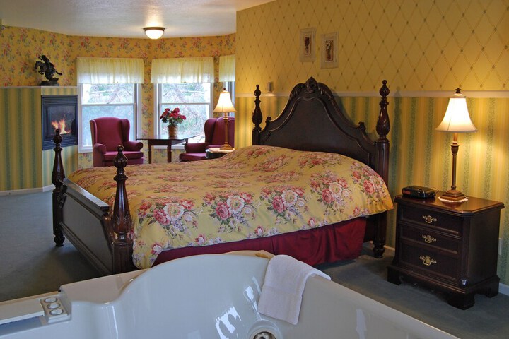 Room 7 of 52