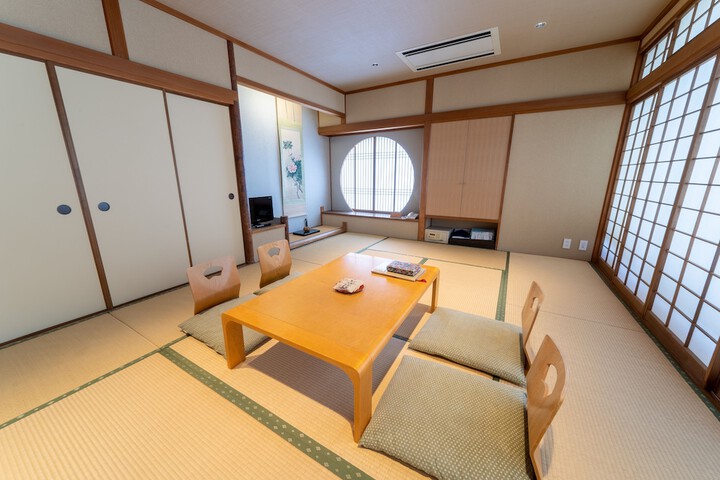 Room 15 of 73