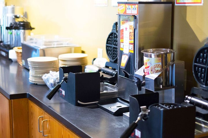 Breakfast/Coffee Service 55 of 64