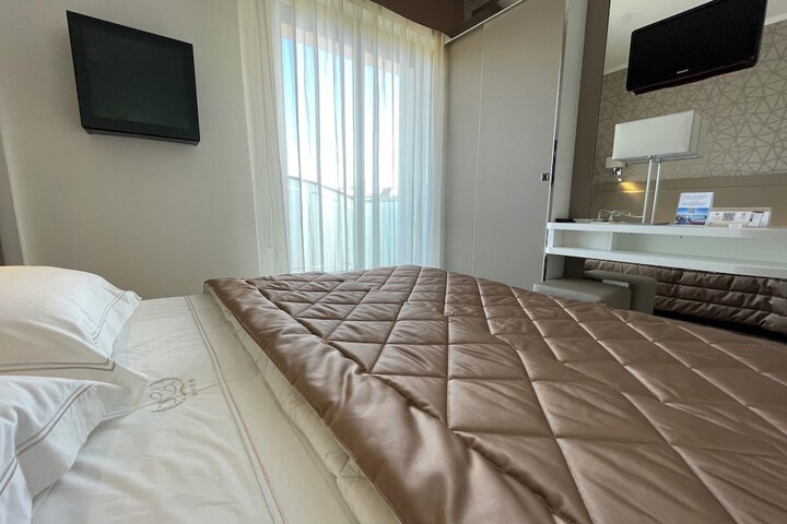 Room 29 of 99