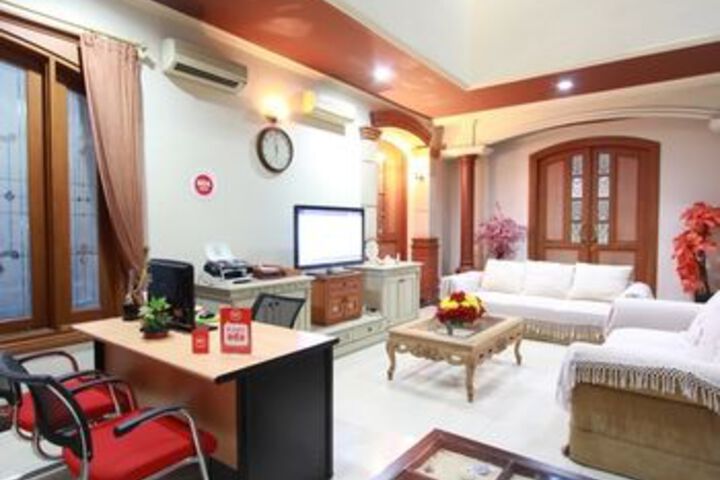NIDA Rooms Garden Tomb Kebagusan