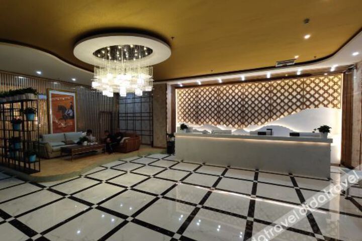 Zhaosu Xingtu Hotel