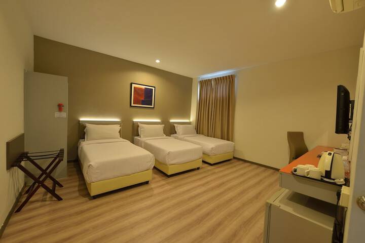 Room 19 of 78