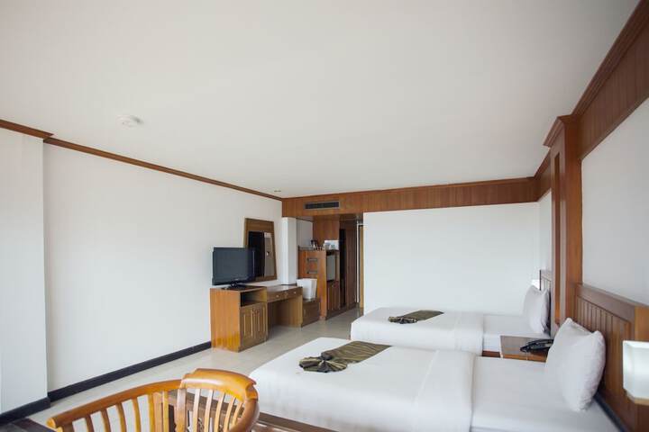Room 57 of 114