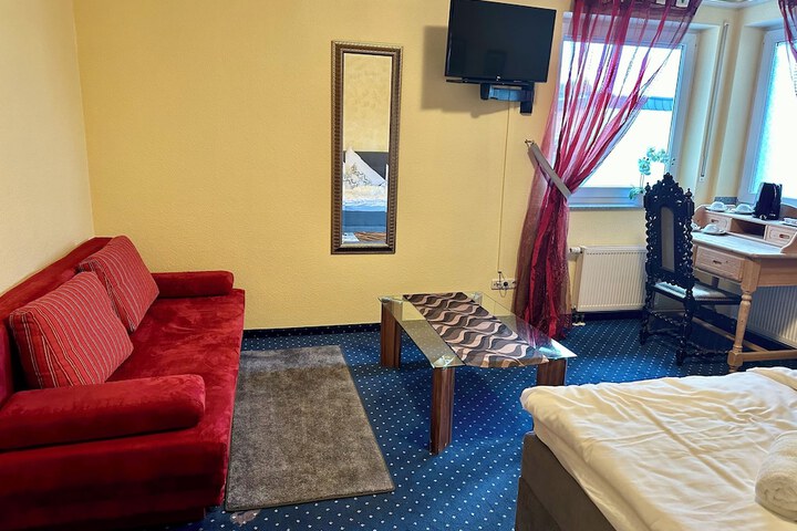 Room 5 of 59