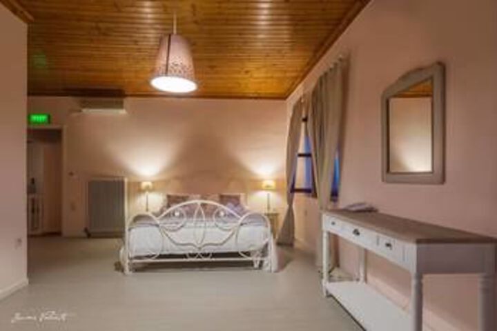 Room 20 of 48