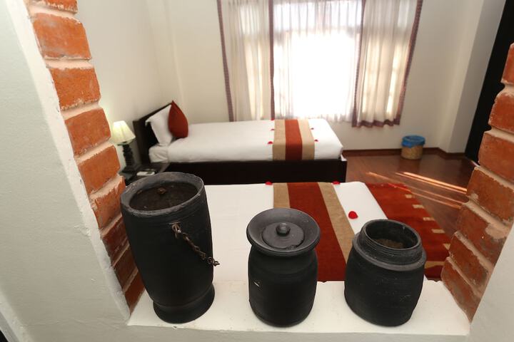 Room 3 of 54