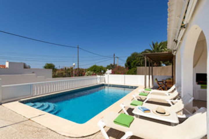 Sundeck 23 of 25