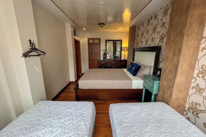Room 45 of 85