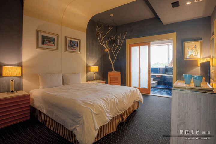 Room 55 of 263