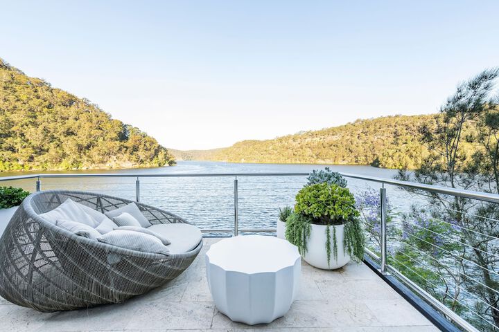 Sundeck 14 of 19