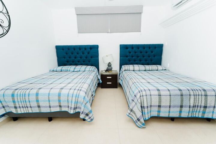 Room 43 of 96