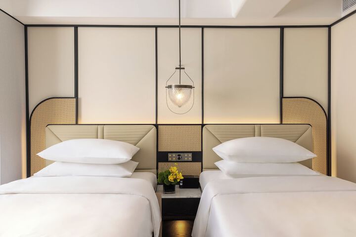 Room 20 of 72