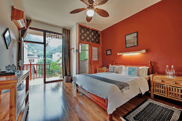 Room 16 of 119