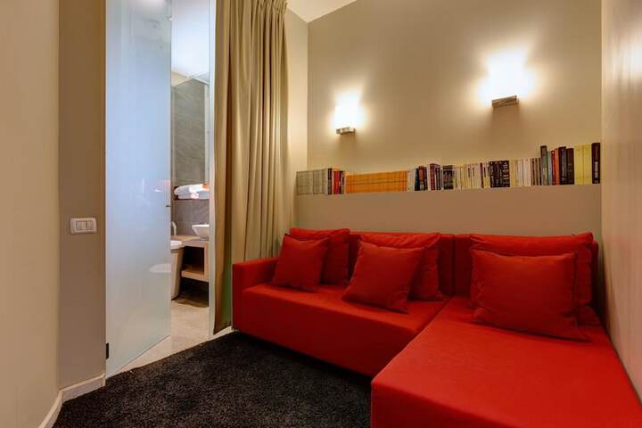 Room 50 of 79
