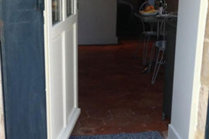 Room 13 of 27
