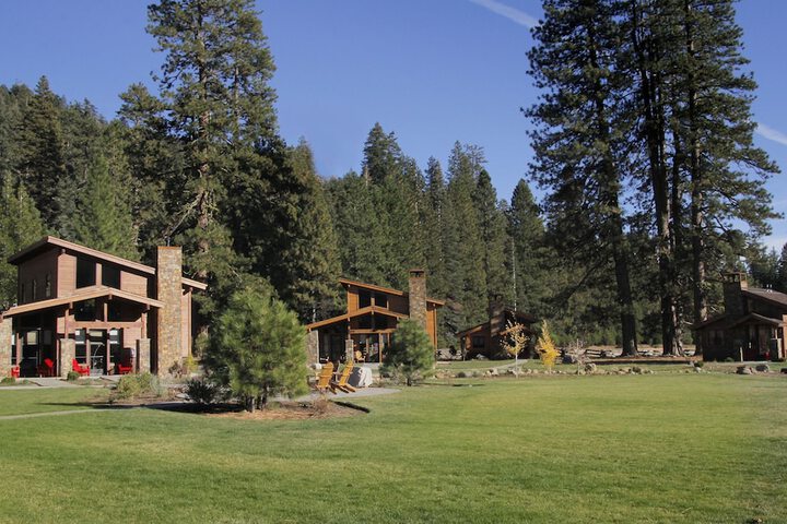 Hotel Exterior 65 of 65