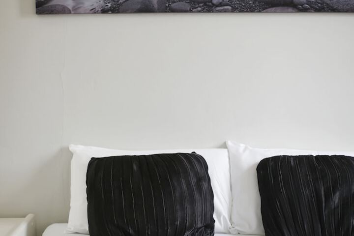 Room 10 of 58