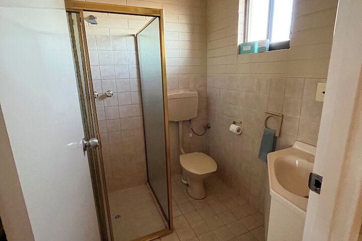Room 63 of 114