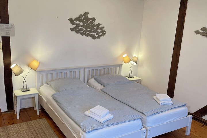 Room 12 of 69